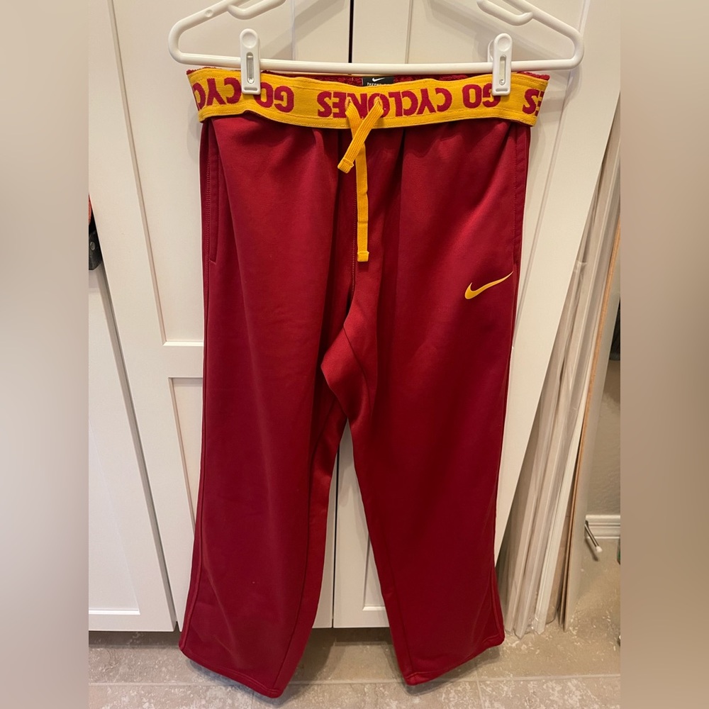 Nike Iowa State Cyclones Men’s red and yellow thermafit sweatpants